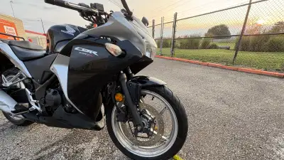 29000kms Good tires Chain Few scuffs
