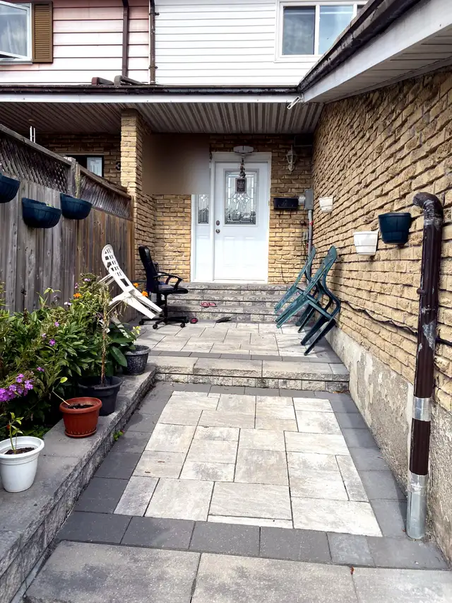 Renovated 3+1 Bed Townhouse – Whole House – Neilson & Sheppard