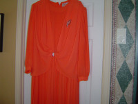 Blouson 3 couleurs , robe X Large  ,,2 photos