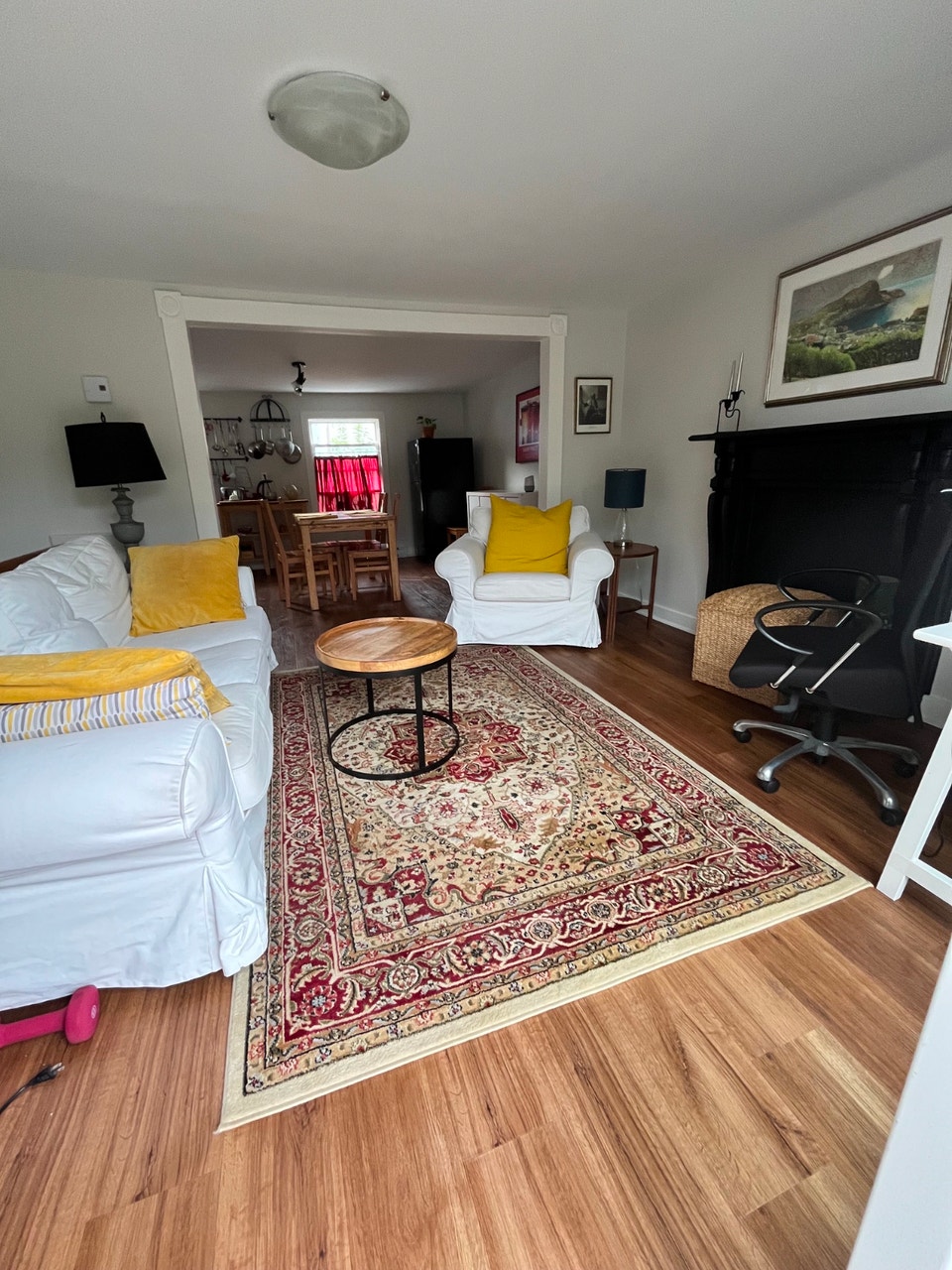 Fully furnished and equipped 1 bed 1 bath downtown with balcony 3