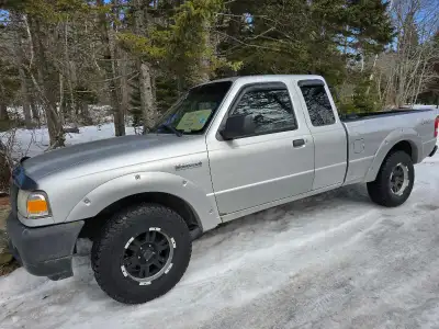 2009 Ranger 4x4 5 speed 410,000 kms but runs great! Inspected in December and in great shape good on...