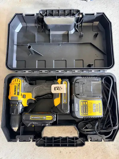 DeWALT 20V MAX Cordless Drill Kit (DCD771) - 2 Bat, View more