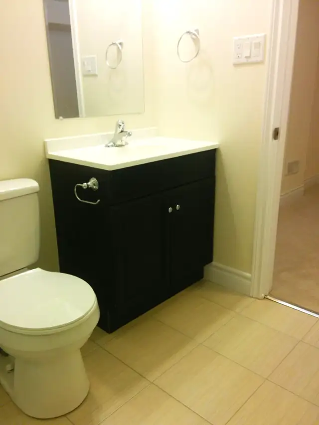 Luxurious Three Bed Two Bath Apartment for Rent in the Basement in Long Term Rentals in Mississauga / Peel Region - Image 7
