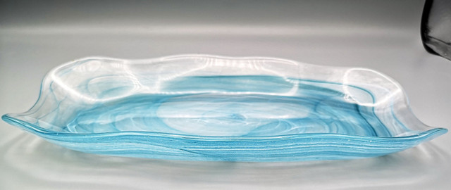 Wispy Blue and white Art Glass Candy Dish in Arts & Collectibles in Calgary