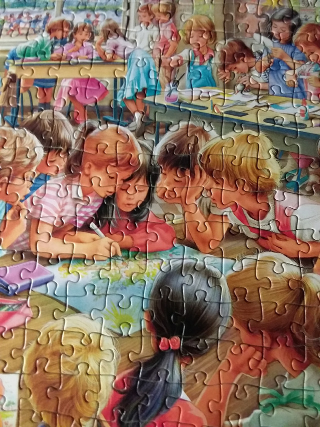 MARTINE A L'ÉCOLE .... CASSE TÊTE PUZZLE ...RAVENSBURGER dans Jouets et jeux  à Laval/Rive Nord - Image 2