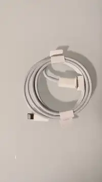iPhone 12/11 original Data Cable, 1 m long Type C to Lightning.