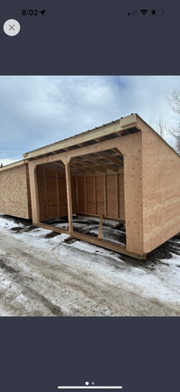Horse shelter, cattle shelter or wood shed