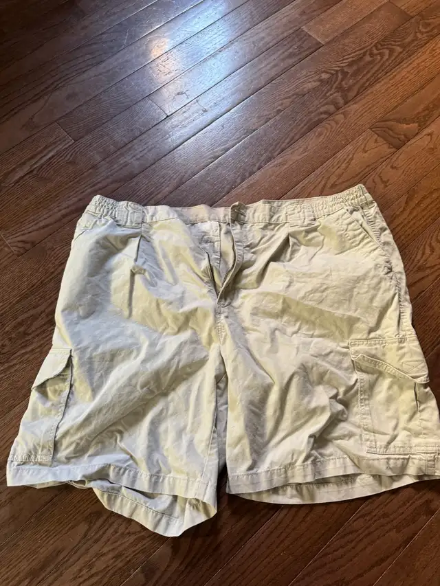 men’s shorts in Men's in Oshawa / Durham Region - Image 3