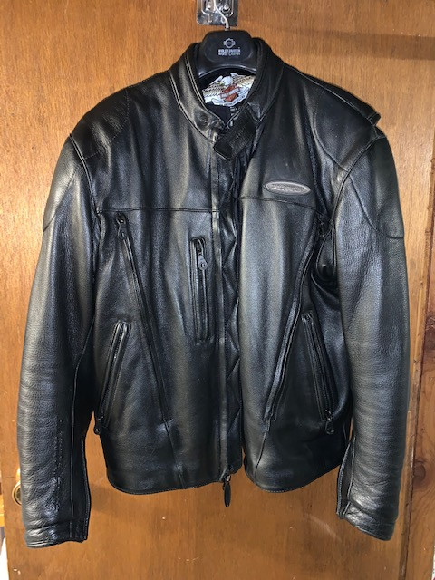 Motorcycle Leathers in Motorcycle Parts & Accessories in Sudbury