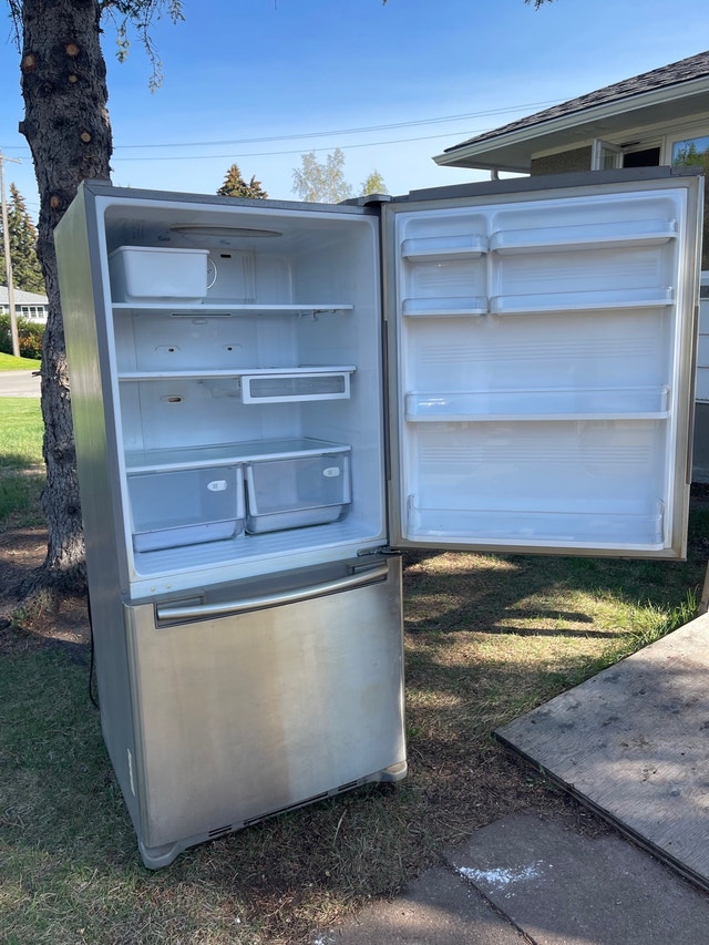 Samsung Stainless Steel Fridge Refrigerators Calgary Kijiji