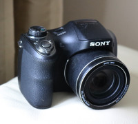 Sony DSCH300 Digital Camera 20.4 MP Optical zoom 35 xBrand	Sony