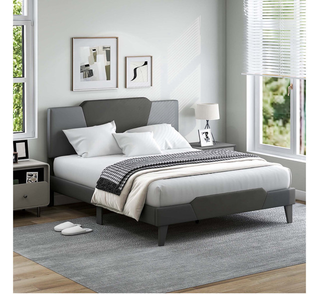 New Queen platform bed  in Beds & Mattresses in Bedford