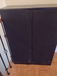 KLA Speakers. Good condition. Priced to Sell!