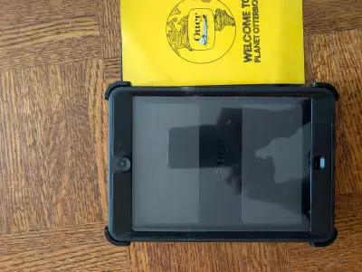 I'm selling an Otterbox Defender case, designed to provide robust protection for your tablet. This r...