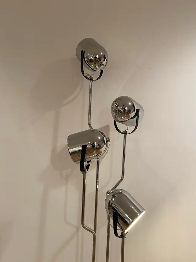 Lampe Vintage de Goffredo Reggiani | 1970s Italian Floor Lamp in Indoor Lighting & Fans in City of Montréal - Image 6