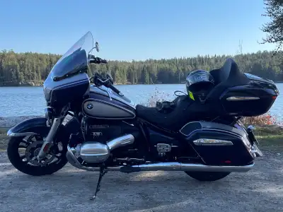 2022 BMW R18 Transcontinental Option 719, Galaxy Dust Metallic paint. 1802 cc Big Boxer Twin. 24 Lit...