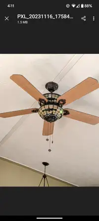 Ceiling fan with stained glass lights