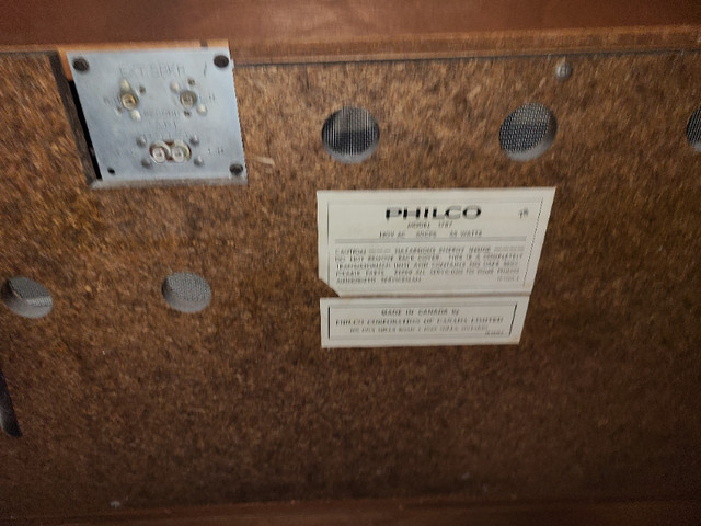 Meuble audio vintage Philco Model 1787 dans Art et objets de collection  à Ville de Montréal - Image 2