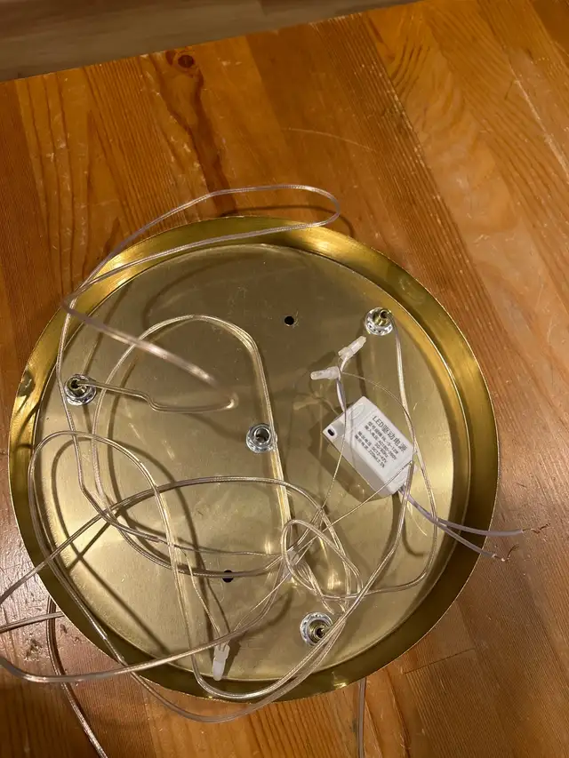 Crystal & Gold Hanging Pendant Light Chandelier in Indoor Lighting & Fans in City of Toronto - Image 6