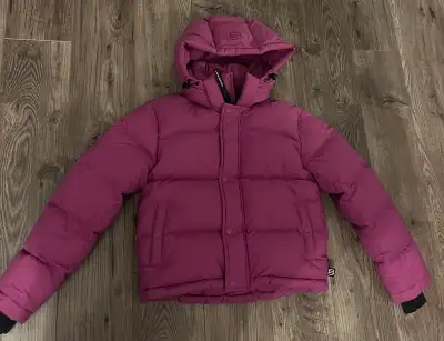 The Super Puff™ Shorty - cliMATTE™ Aritzia xxs, View more