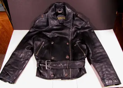 Women's  Danier  Leather Jacket (JJD-087), View more