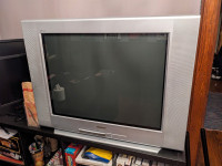 32 inch CRT TV