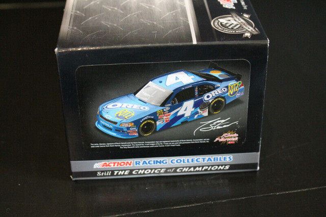 Tony Stewart #4 Ritz Oreo diecast at JJ Sports in Arts & Collectibles in Chatham-Kent - Image 3