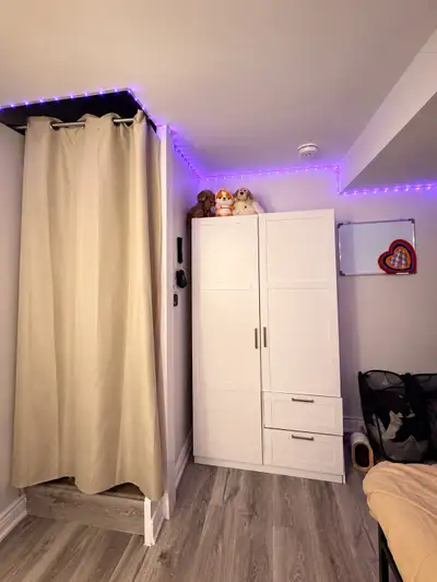 Private Room for Rent – Girls Only | Brampton Private room available for 1 girl from November 1st in...