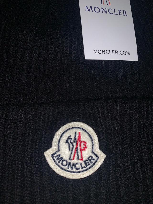 Authentic Moncler beanie in Other in Ottawa - Image 2