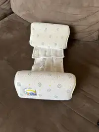 Anti roll pillows for babies 