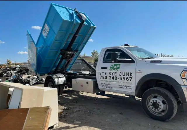 Reliable Same Day Junk Removal  and bins 780-240-556762863711090563122