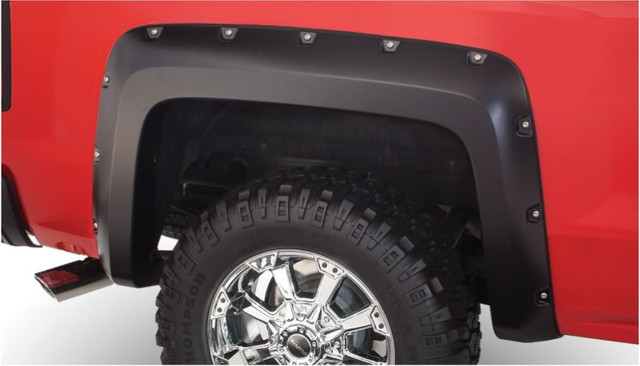 FENDER FLARES POCKET STYLE 2PC ARRIÈRE BWR40120-02 dans Pièces de carrosserie  à Saint-Hyacinthe