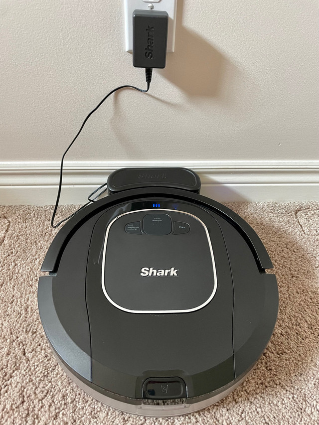 Shark ION Robot Vacuum in Vacuums in Kitchener / Waterloo - Image 3