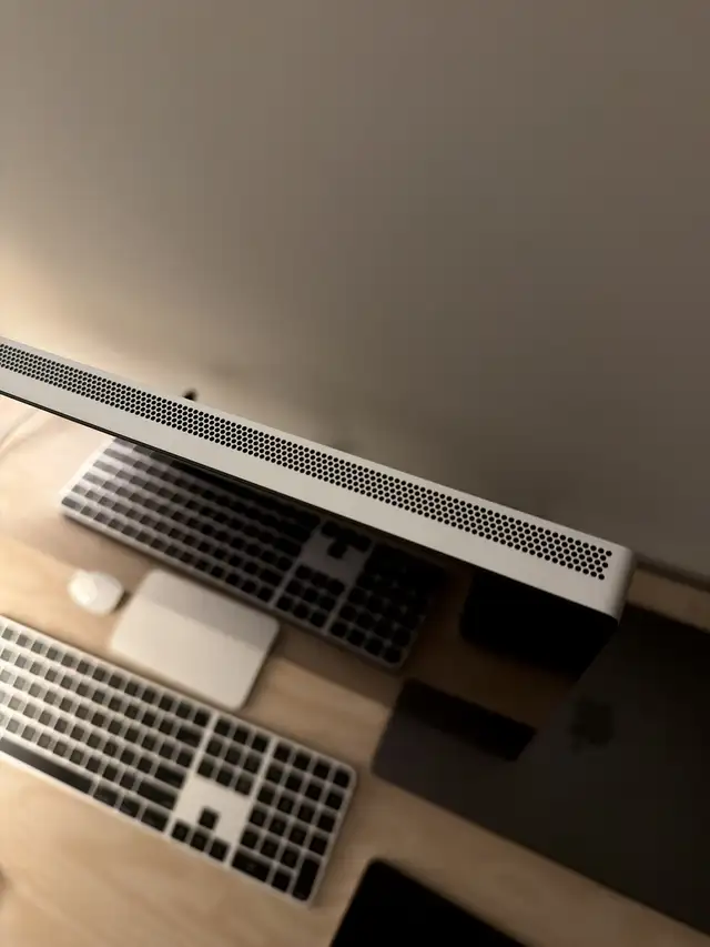 Apple Studio Display 65059923030659123