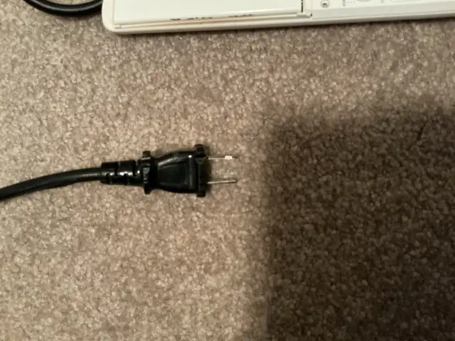 CROC Greenion Hair Iron - White in Health & Special Needs in City of Toronto - Image 4