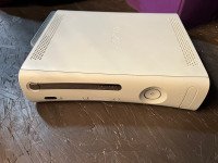 White Xbox 360 