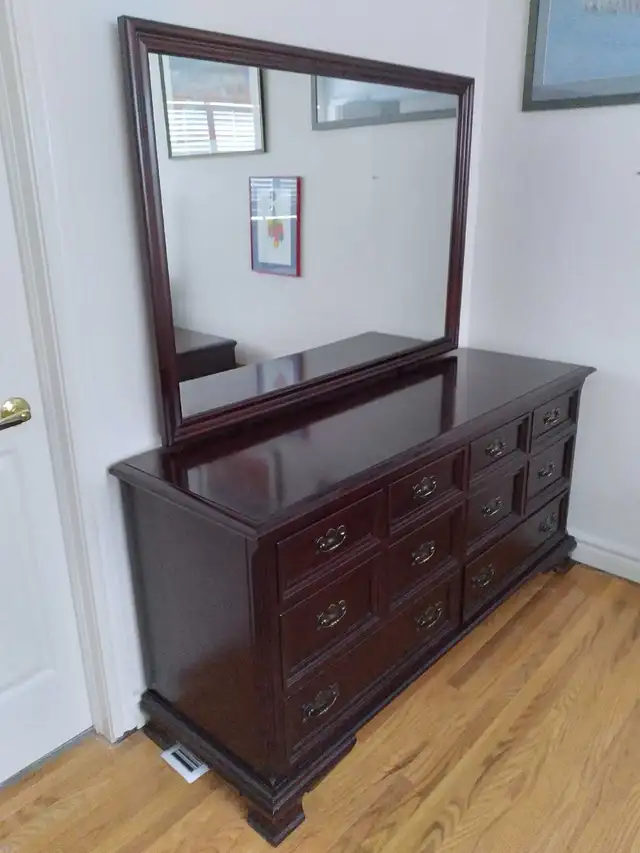 Gibbard Legacy Queen Solid Mahogany Legacy 6 Piece Bedroom Set in Dressers & Wardrobes in City of Toronto - Image 3