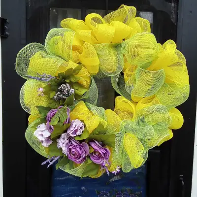 Wreath.....Beautiful Mesh in Vibrant Yellow and Green, View more
