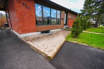 924 Bermuda Ave, Ottawa – A rare, turn-key legal duplex / Secondary Dwelling Unit (SDU) perfect for...