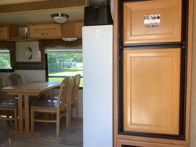 Roulotte à sellette (Fifth Wheel) Keystone Laredo 29 pieds in Travel Trailers & Campers in Lévis - Image 7