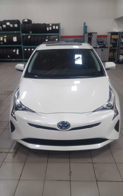 Toyota Prius 2018 negotiable