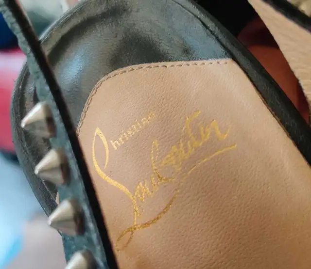 Christian  Louboutin  Size 40 Spike Pumps in Women's - Shoes in City of Toronto - Image 7