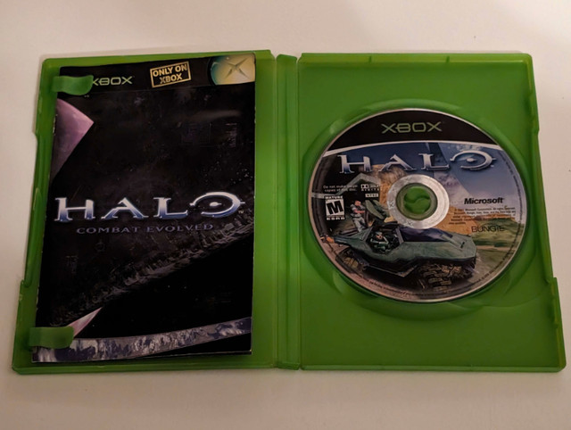 Halo Combat Evolved (Xbox) (Broken Case) (Used) in Older Generation in Kitchener / Waterloo - Image 3