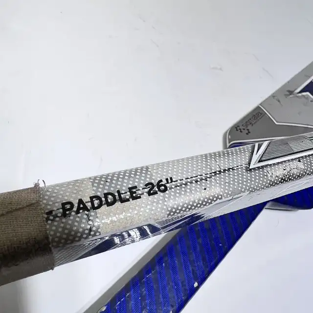 left handed hockey sticks player and goalie in Hockey in Winnipeg - Image 8