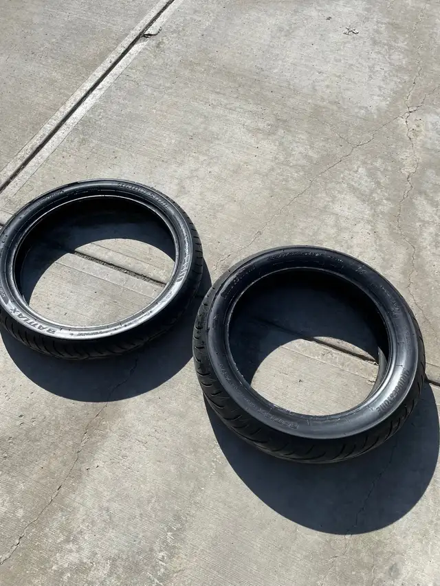 Motorcycle tires in Motorcycle Parts & Accessories in Calgary - Image 2