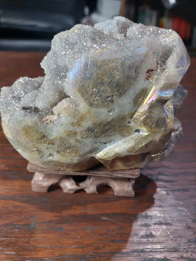 Crystal geode carved skull62863258555138123