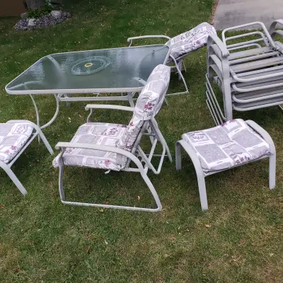 Patio table and chairs, aluminum., View more