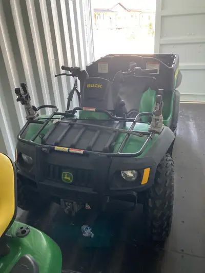 2005 John Deere buck Great shape