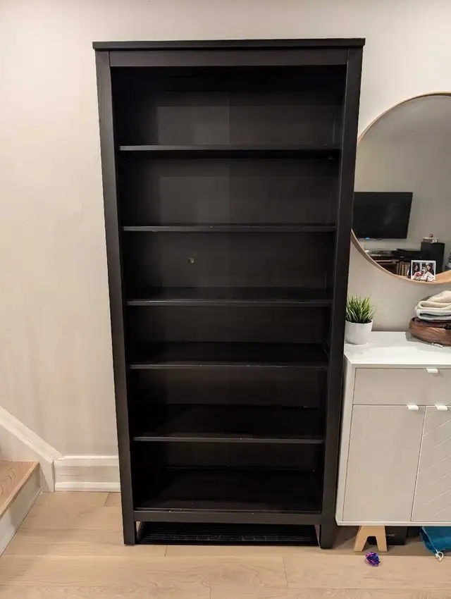 Ikea Hemnes Bookshelf in Bookcases & Shelving Units in City of Toronto - Image 3