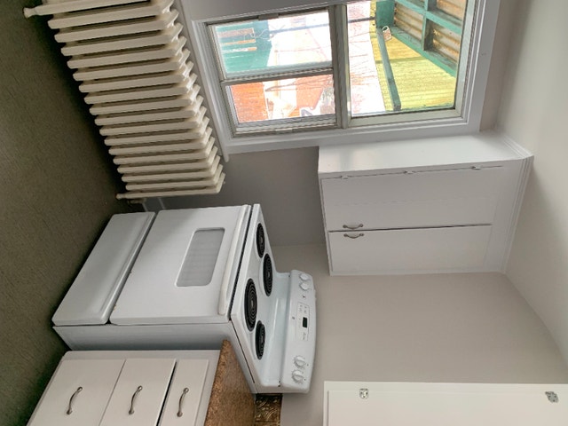 Clean centrally located upstairs 2 bedroom apt for rent, June 1 Long